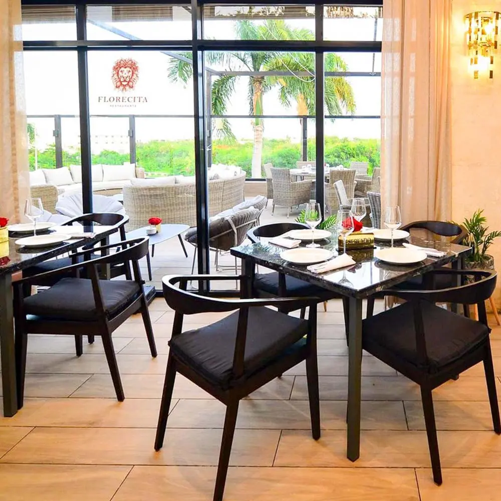 Tables at the Florecita restaurant at Playa Palmera Beach Resort