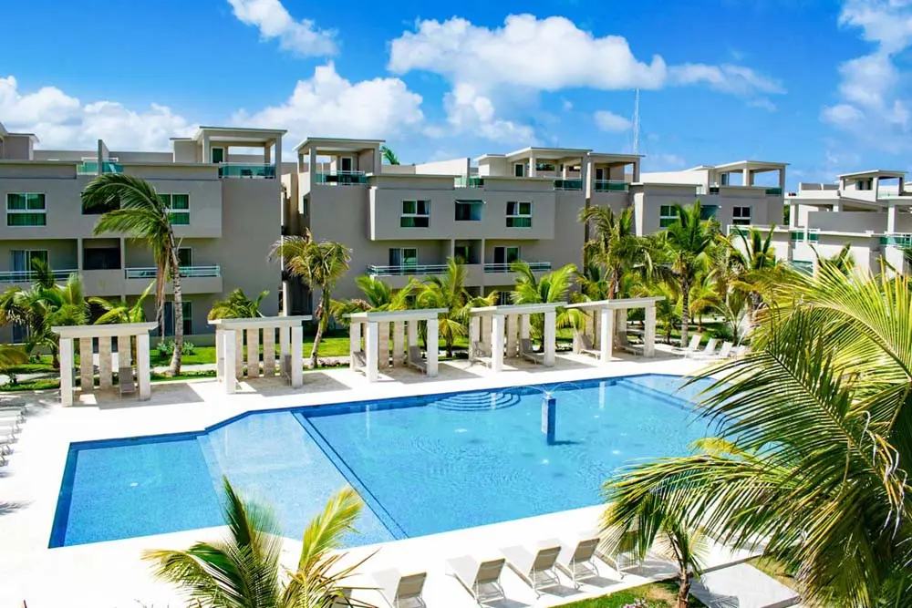 Aerial view of the swimming pool of Beach Apartamentos Playa Palmera Beach Resort